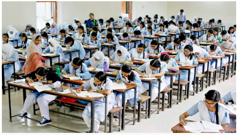 এসএসসি ও এইচএসসি পরীক্ষা ডিসেম্বরে নেওয়ার পরিকল্পনা করছে সরকার